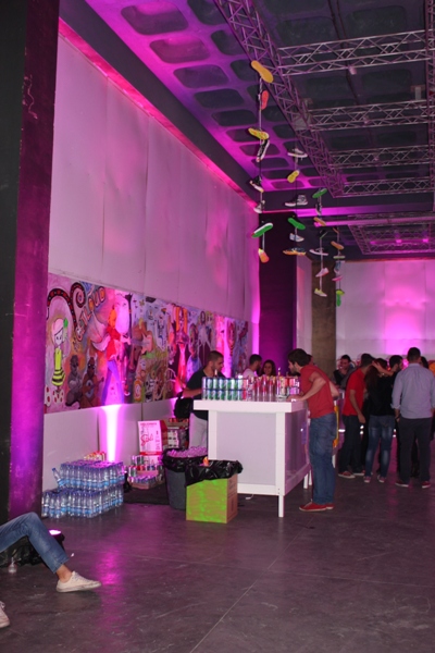 Online Collaborative Party